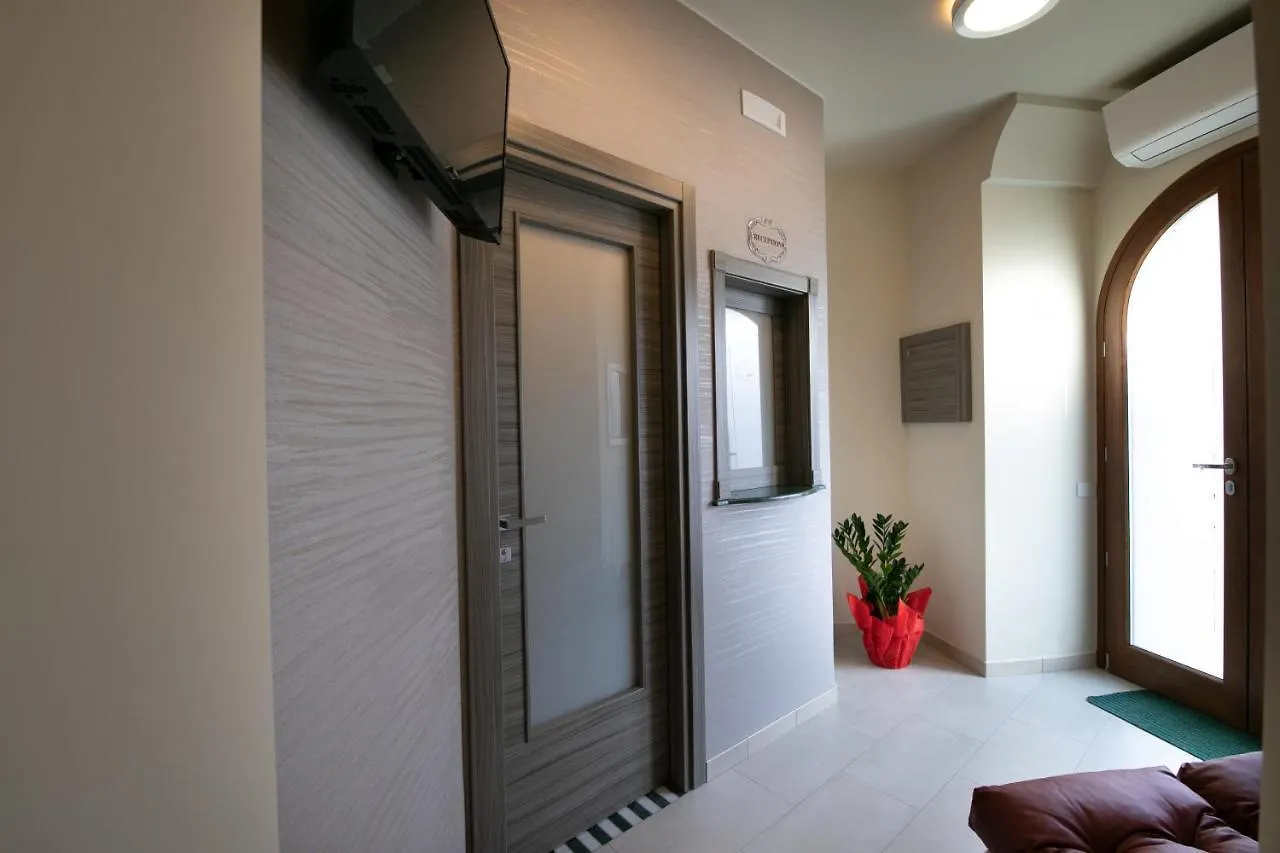 Gasthof Hotel La Madonnina Nikosia Italien